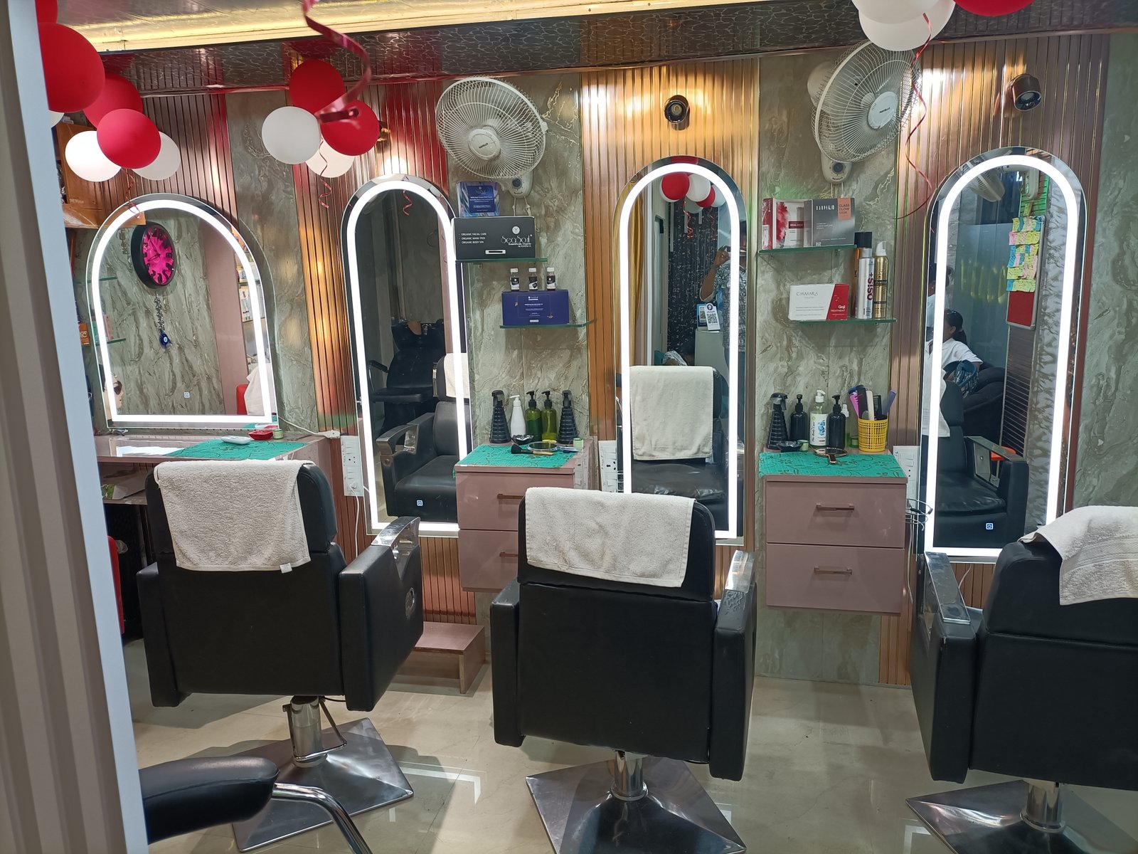 EVA SALON & MAKEUP STUDIO & ACADEMY