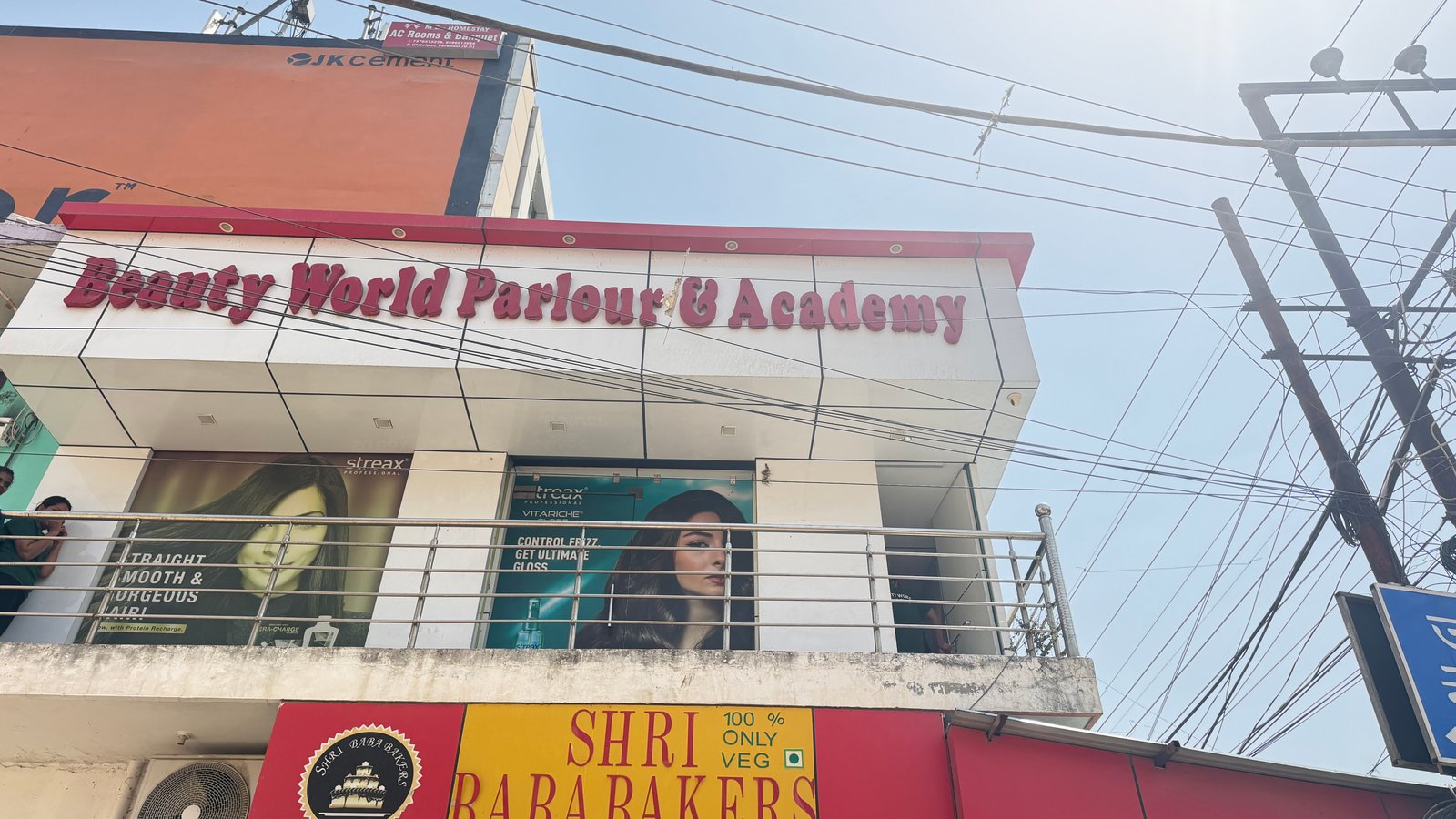 Beautyworld saloon