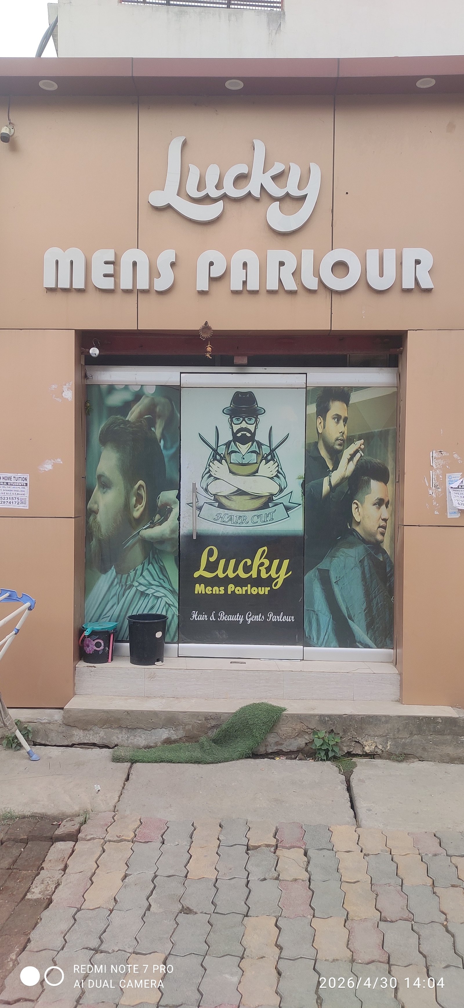 Lucky men's parlour
