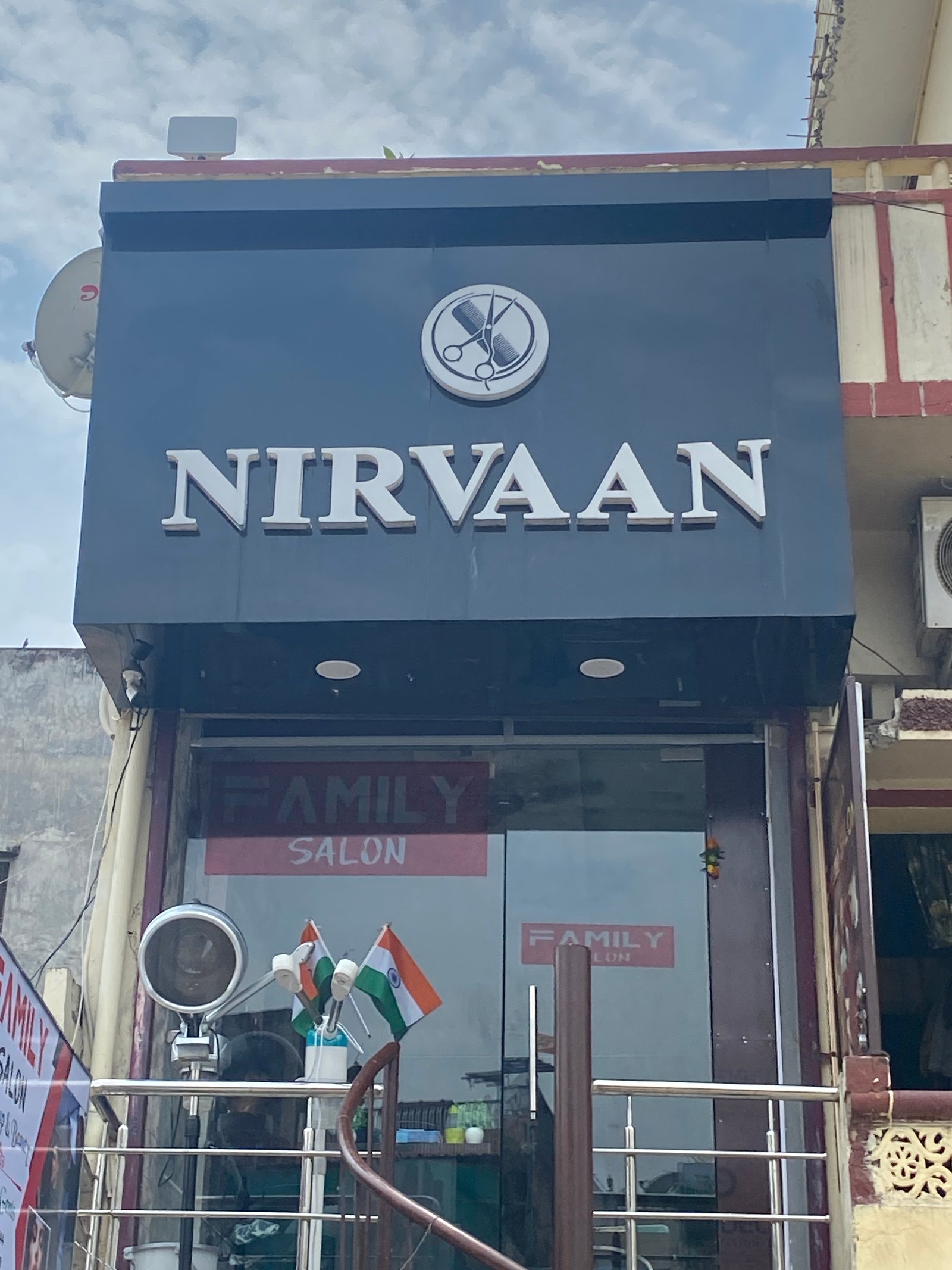 NIRVAAN FAMILY SALON
