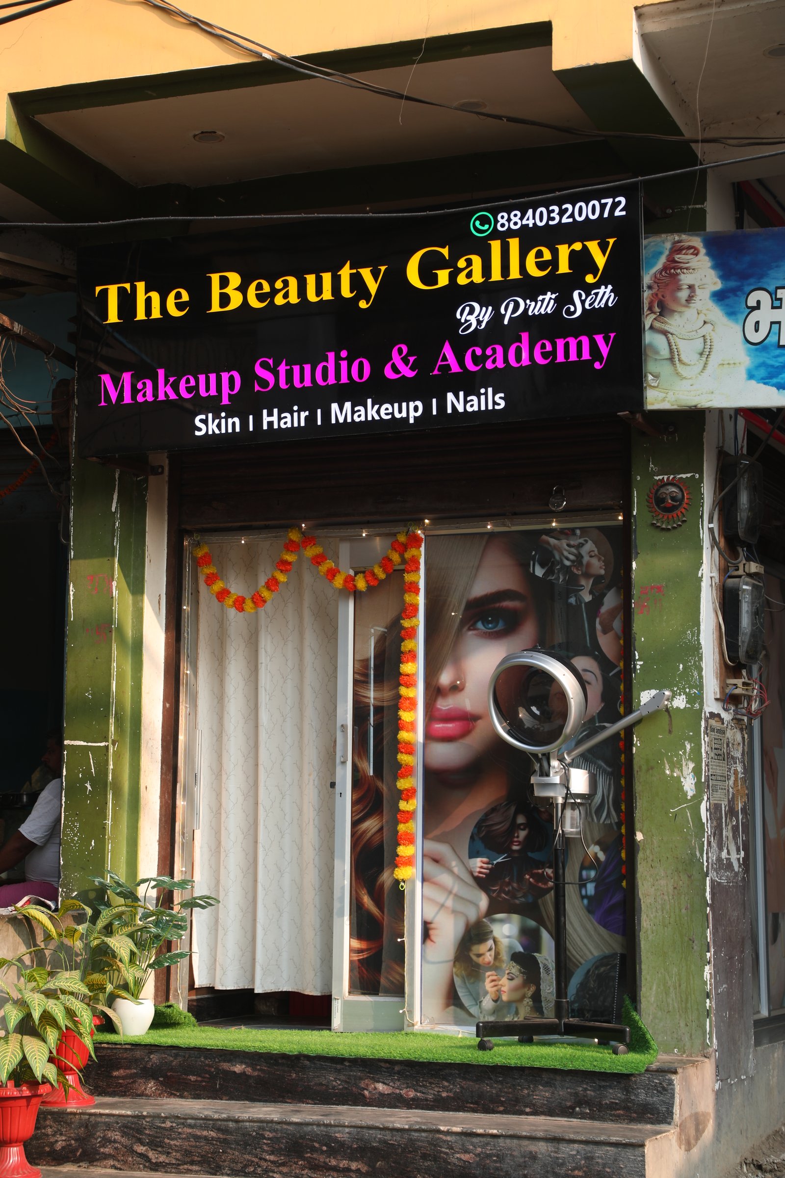 The Beauty Gallery By Priti Seth Makeup Studio & Academy