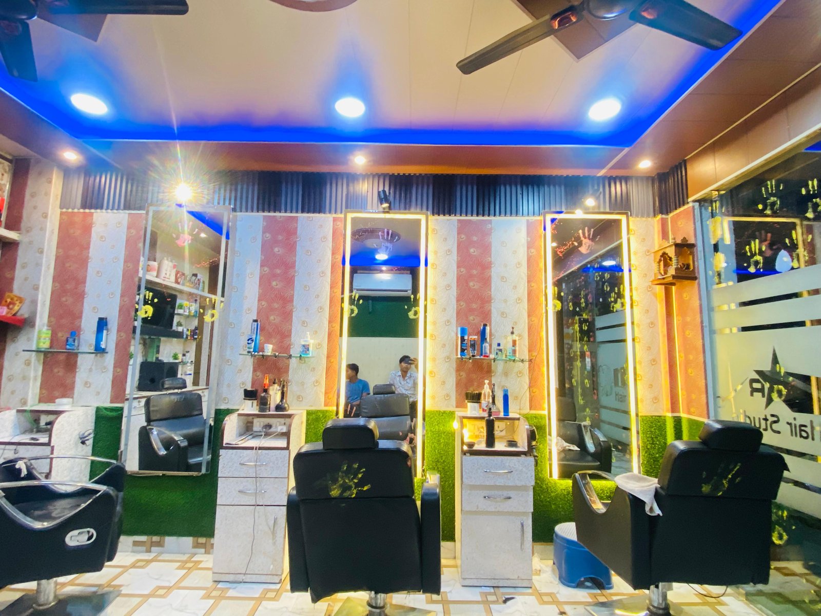 RBS HAIR STUDIO